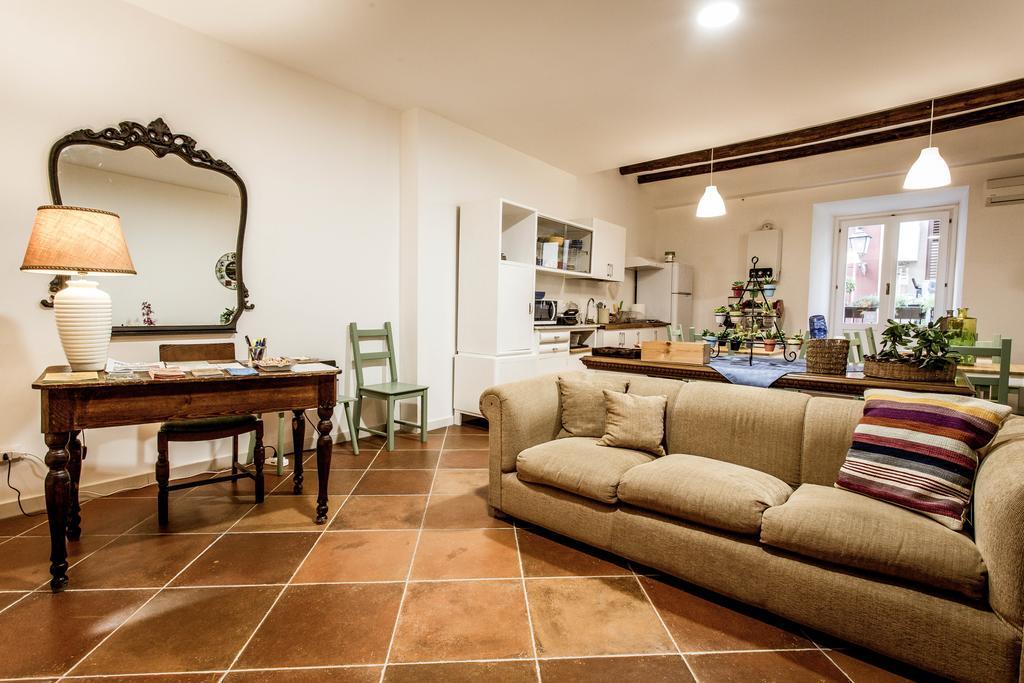 Apartment Dietro La Cattedrale Palermo Buitenkant foto